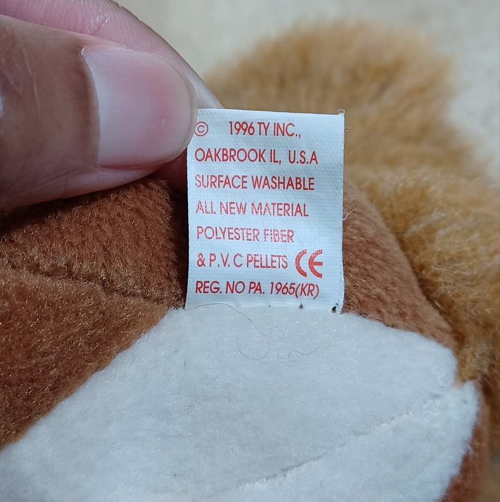 -RETIRED ORIGINAL Ty Beanie Baby NUTS the Squirrel sitting stuffed Plush NO TAGS - Picture 10 of 12